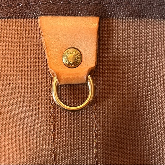 Authentic Louis Vuitton Monogram Keepall 55 Tote Includes Luggage Tag Lock & Key - Picture 10 of 14